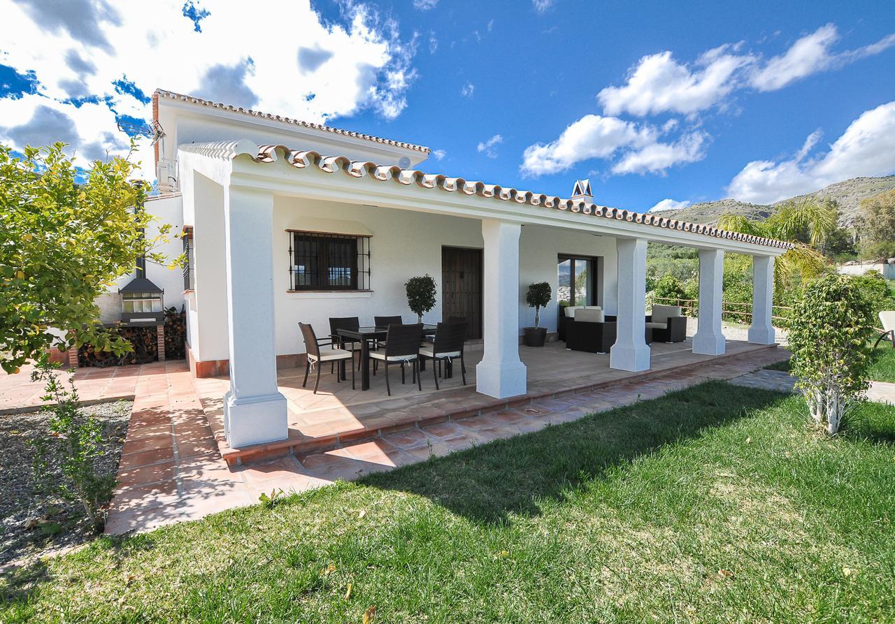 El Capricho Villa Rural Caminito Del Rey Alora Luaran gambar