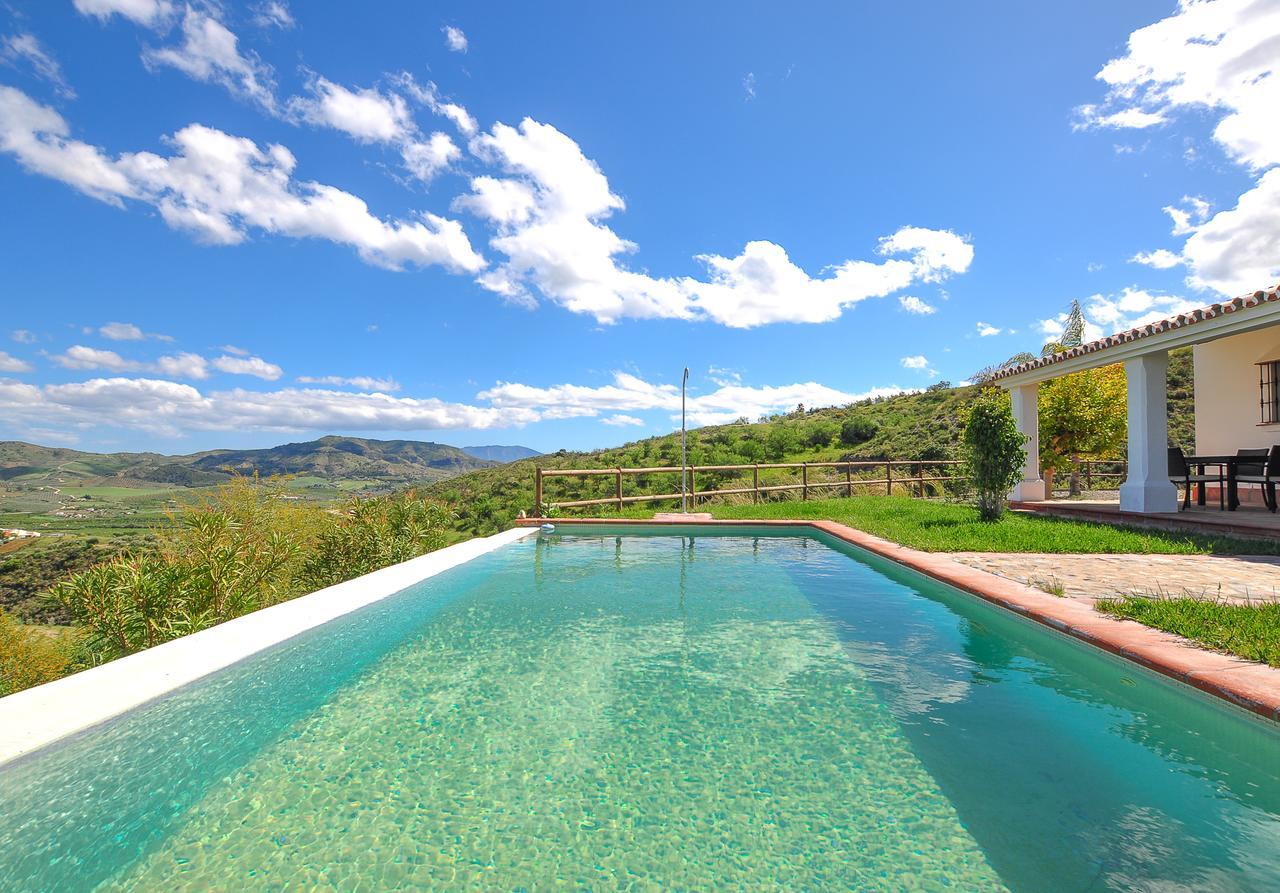 El Capricho Villa Rural Caminito Del Rey Alora Luaran gambar